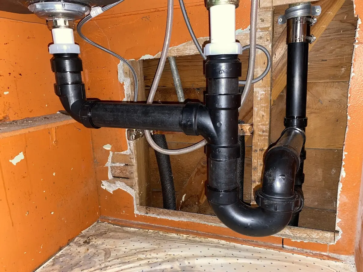 Professional Pipe Bursting equipment and tools on the job in Taylors
